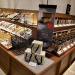 暑さに耐えるので精一杯な毎日(*_*)三宮センター街モロゾフ神戸本店でスイーツをバラ買い！